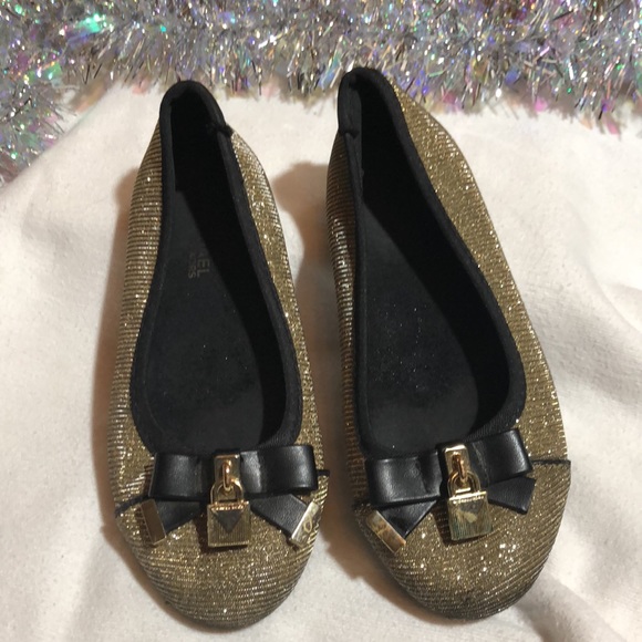 Michael Kors Little Girl Rover Chain Flats Shoes Gold Black - Picture 2 of 8